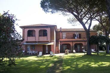 酒店 Agriturismo Pavone