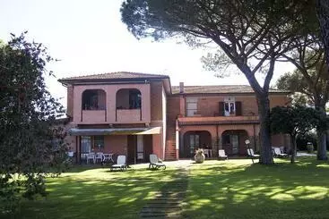 ホテル Agriturismo Pavone
