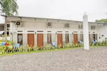 Hotel Oemah Ratu Hostel Syariah Redpartner