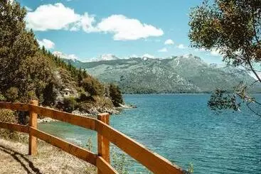 Hotelli Mascardi Park Lodge &