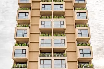 Best Louis Hamilton Hotel West Busan