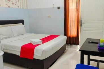 Hotel Reddoorz Near Rsud Nganjuk