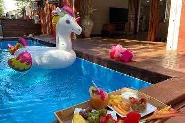 هتل آپارتمان Karucoco Lodge