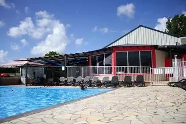 هتل آپارتمان Karucoco Lodge