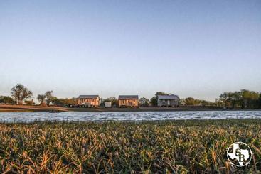 Aparthotel Southbound Rv Park And Cabins