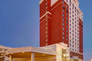 בית מלון כפרי Courtyard By Marriott Atlantic City Beach Block