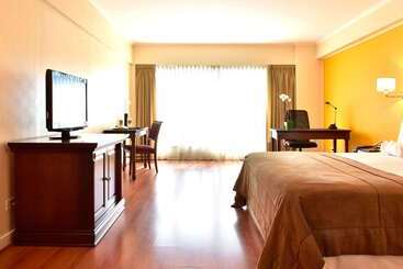 هتل Pestana Buenos Aires