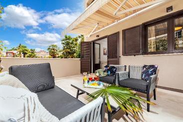 ホテル Villa Tomo