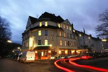هتل Warsteiner Hof