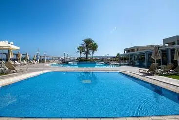 Hydramis Palace Beach Resort