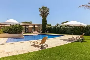 Pontalaia Apartamentos Turisticos