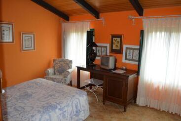 בית מלון כפרי Posada Fuentes Carrionas