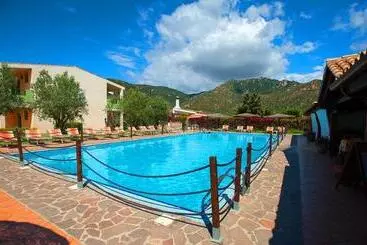 Ih Hotels Le Zagare Resort
