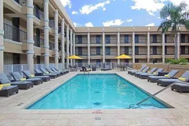 Hotel Windward Passage