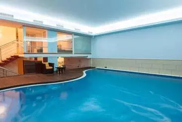 Отель Royal Ariston