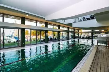 Hotelli Yacht Wellness & Business