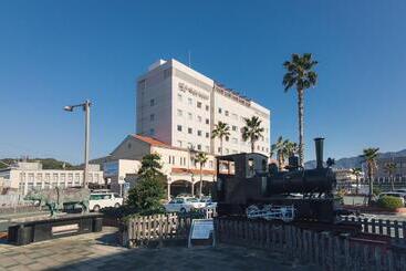 Jr Hotel Clement Uwajima