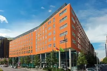 هتل Courtyard By Marriott Berlin City Center