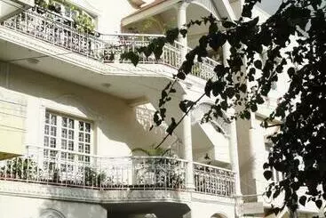 ツーリストアパートメント D Habitat Serviced Apartments