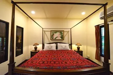 ホテル Baan Nam Ping Riverside Homestay