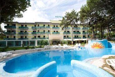 בית מלון כפרי Mediterraneo