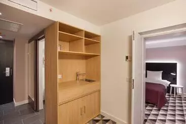 Отель Azimut  Vladivostok