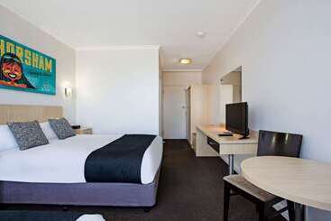 Отель Comfort Inn Capital Horsham