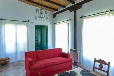 ホテル El Manantial Del Silencio