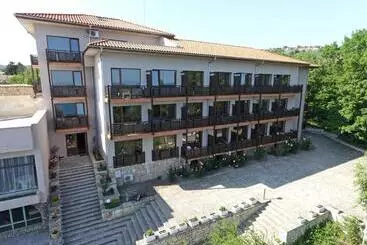 Bisser Hotel Free Parking Free Pool Access