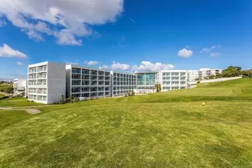 Aparthotel Crowne Plaza Caparica Lisbon