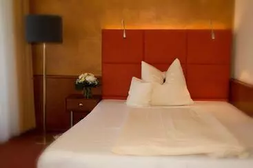 ホテル Teuchelwald