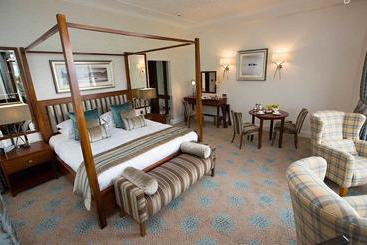 Отель The Inn On The Lake