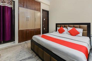 Hotel Oyo 22968 Devanshi Residency