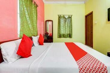 Hotel Flagship Jayamuragan Stays