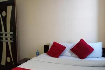 هتل C O International