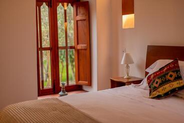 Hotel Marquesa De Pinares