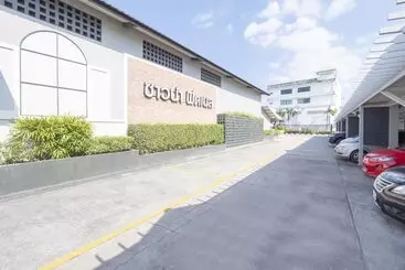 Hotel Oyo 75382 Galaxy & Sauna Resort