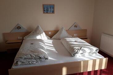 Rhöner Landhotel Haus Zur Wasserkuppe