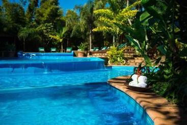 فندق La Aldea De La Selva Lodge