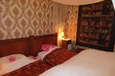 Отель Tilly S B&b And Apartment House