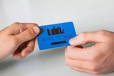 هتل De Ville