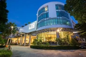 Hotell Deevana Plaza Phuket Sha Extra Plus