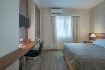 בית מלון כפרי Glória Blumenau