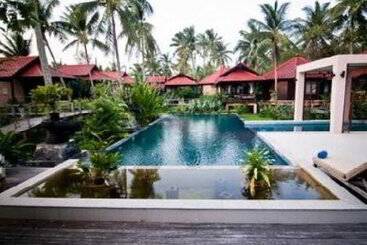 酒店 Tusita Wellness Resort