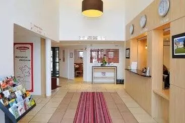 公寓式酒店  Residhome Bures La Guyonnerie