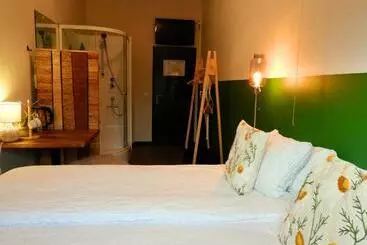 Hotelli Guesthouse De Wissen