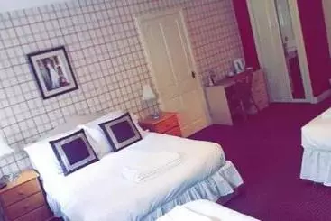 Hotelli Bertie Pontypridd