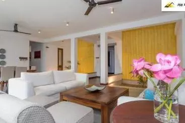 ベッドアンドブレックファースト Hill Residencies