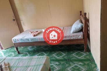 בית מלון כפרי Oyo 715 Dandal Bay View