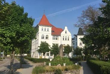 هتل Pension Haus Colmsee